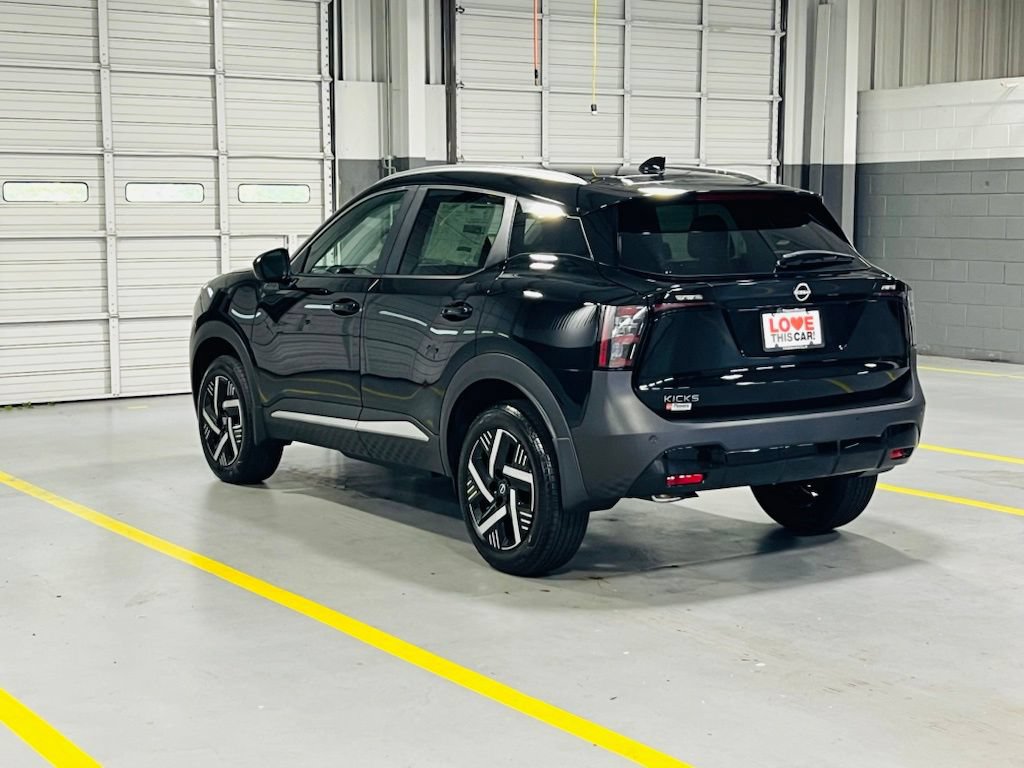 New 2026 Nissan Kicks SV FWD image 13