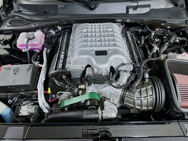 Used 2019 Dodge Challenger SRT Hellcat Redeye image 29