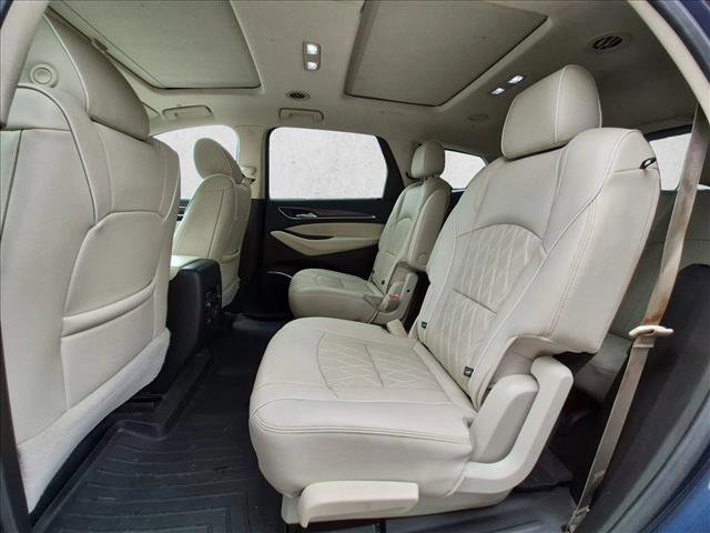 Used 2022 Buick Enclave Avenir w/ Avenir Technology Package FWD image 21