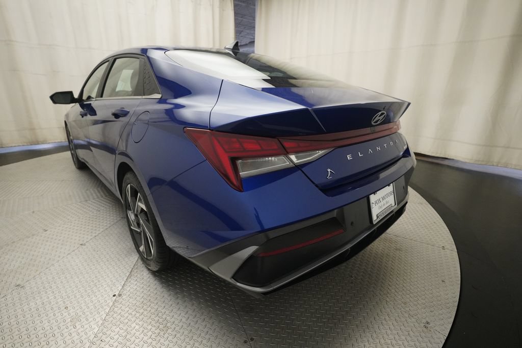 Used 2024 Hyundai Elantra Limited FWD image 34