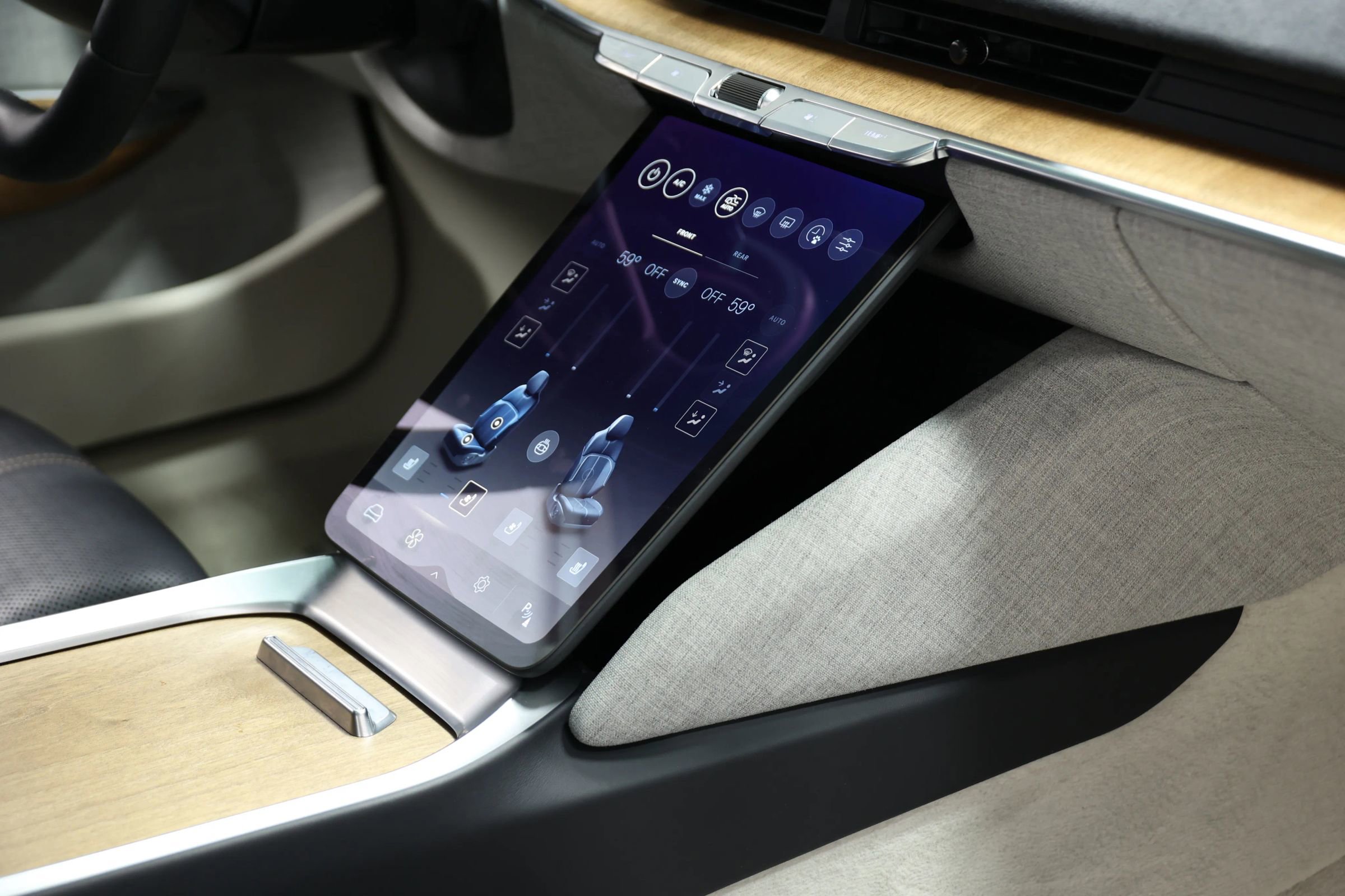 Used 2023 Lucid Air Grand Touring image 90
