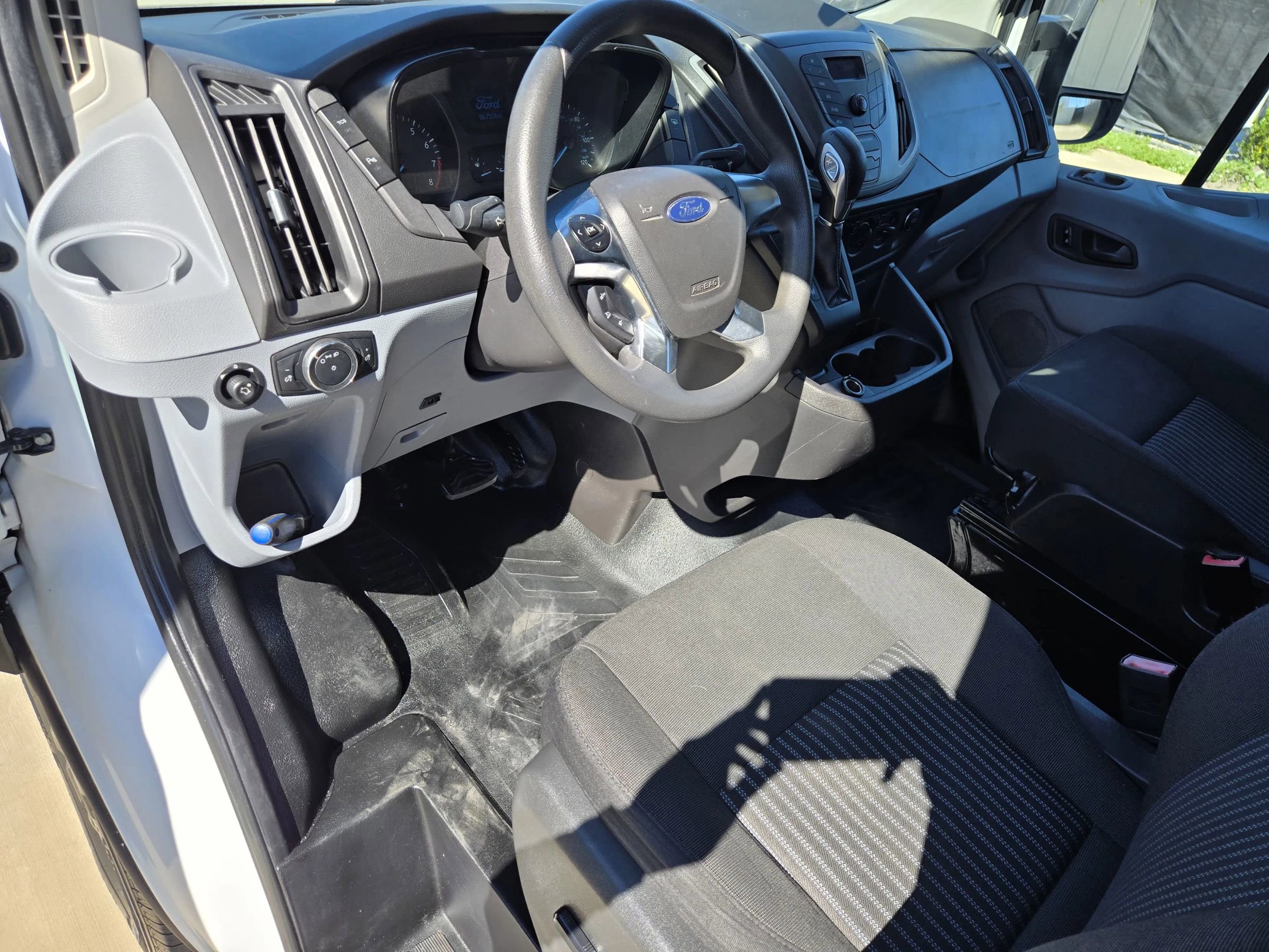 Used 2017 Ford Transit 350 148 High Roof image 9