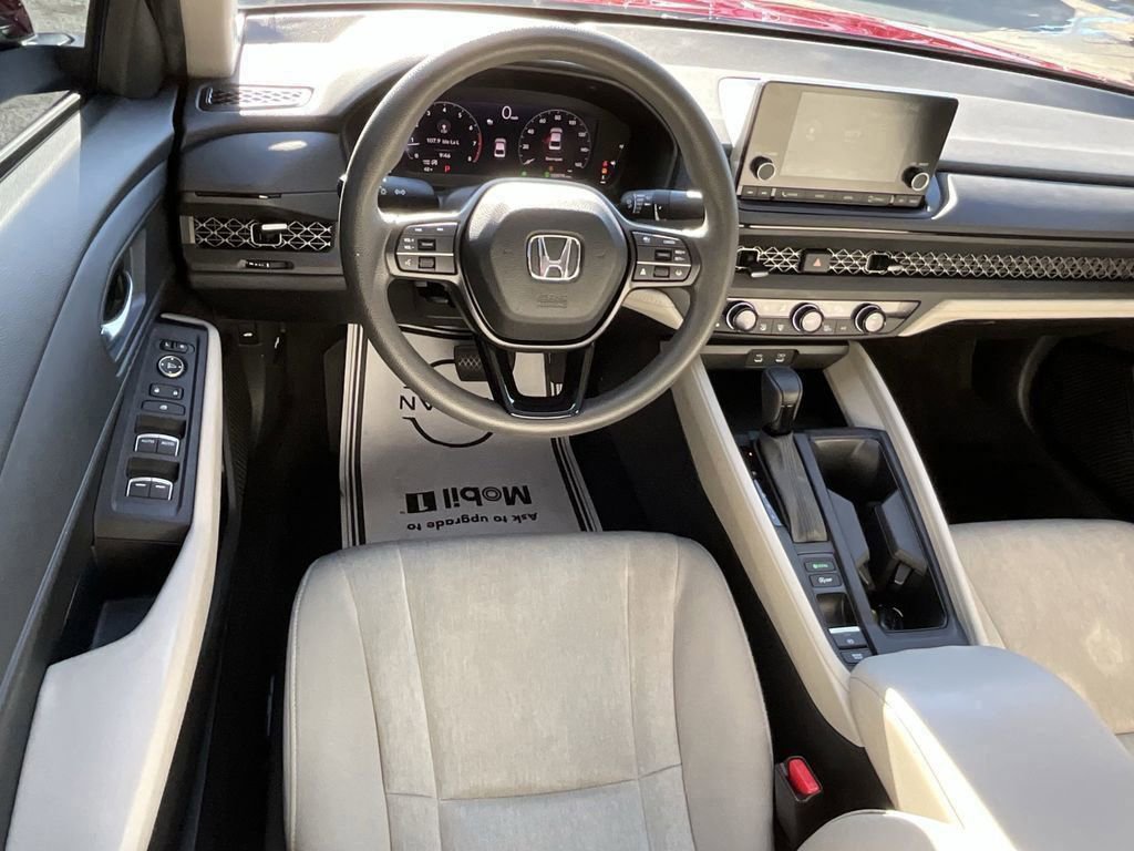 Used 2023 Honda Accord EX image 39