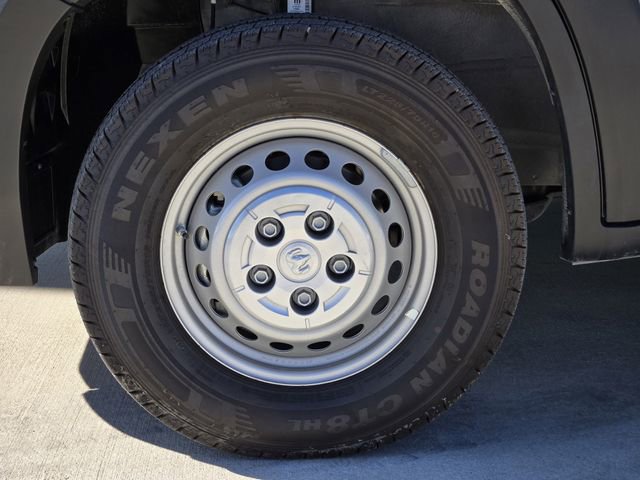 Used 2025 RAM ProMaster 2500 w/ Premium Convenience Group image 11