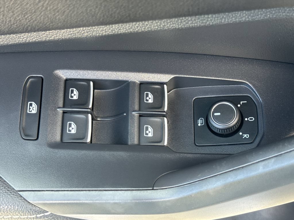 Used 2022 Volkswagen Jetta SE FWD image 14
