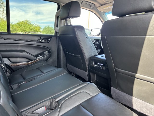 Used 2020 Chevrolet Tahoe LT w/ Off-Road Package AWD/4WD image 13