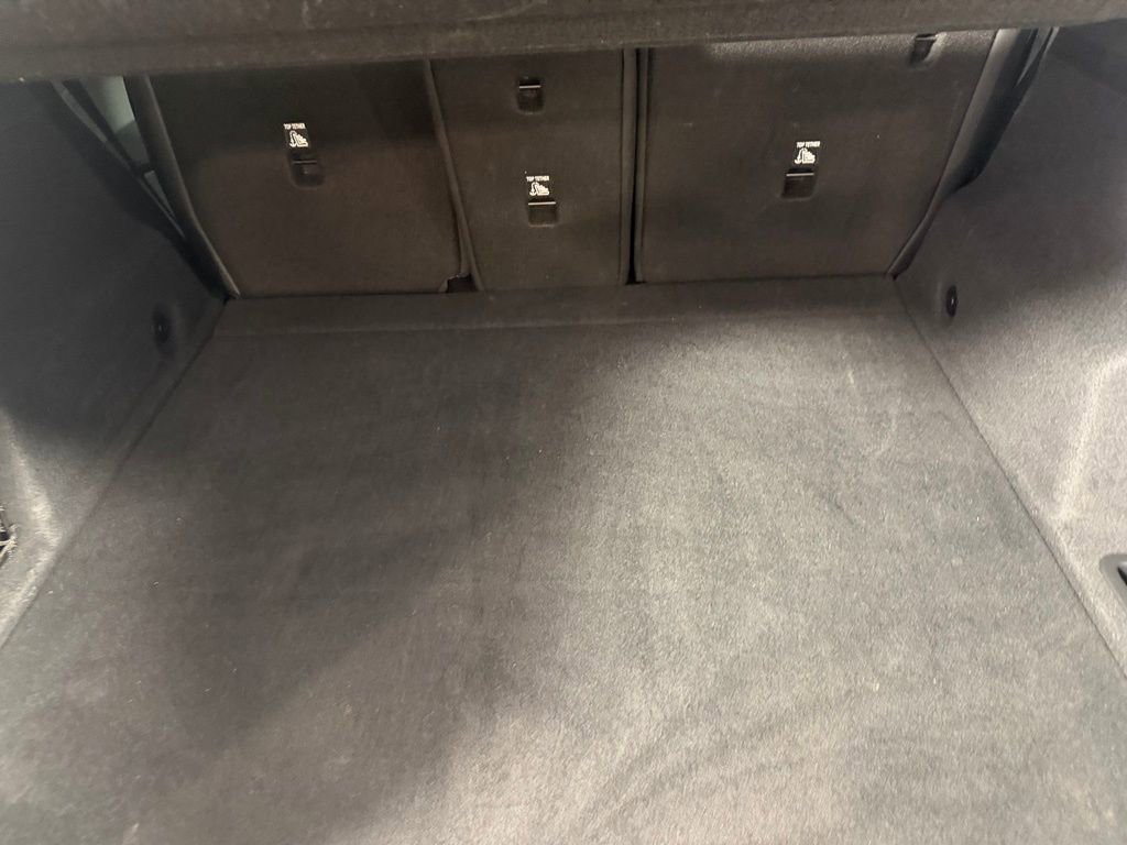 Used 2025 BMW X2 xDrive28i w/ Convenience Package image 29