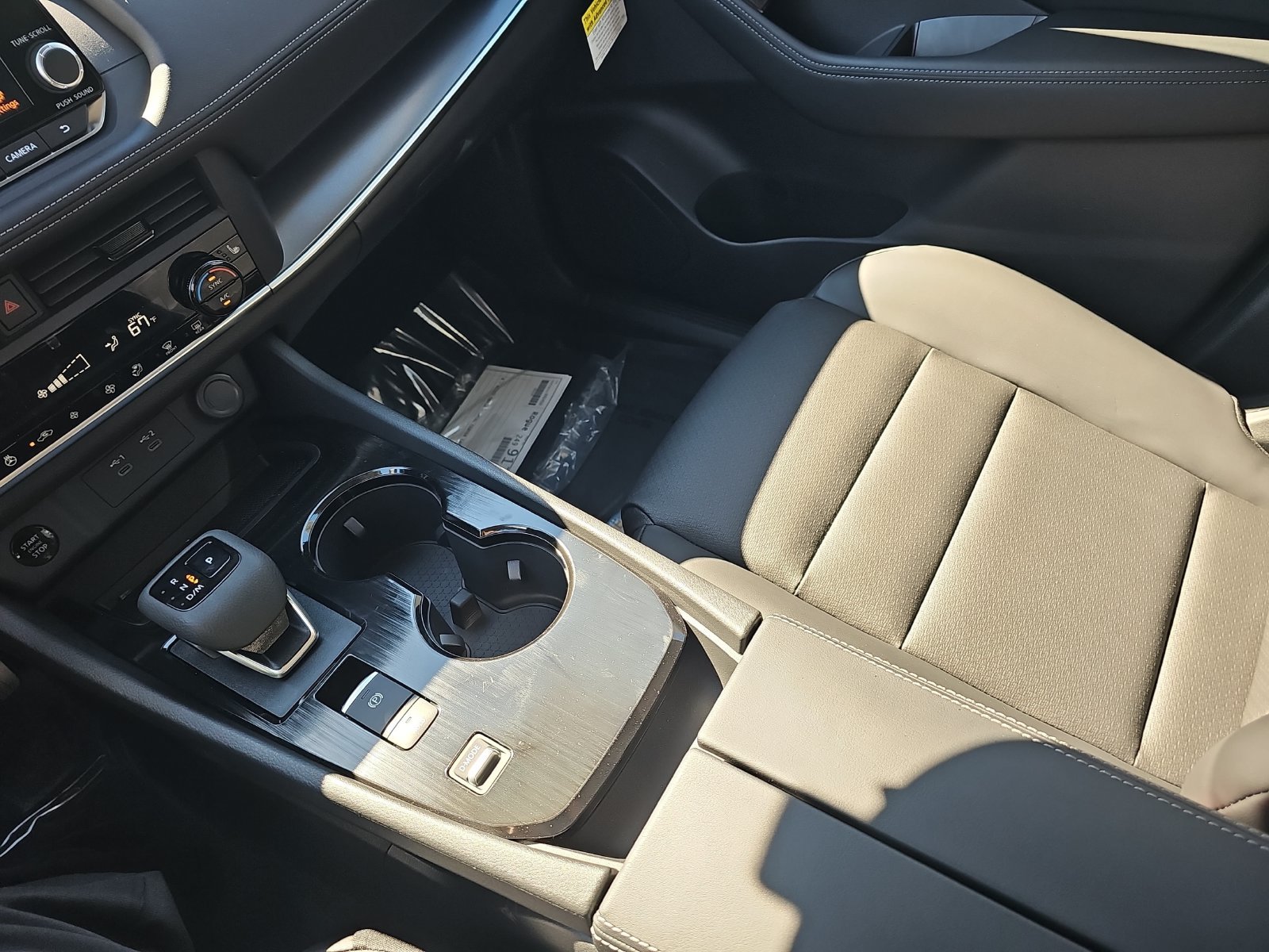 New 2027 Nissan Rogue Dark Armor FWD image 25