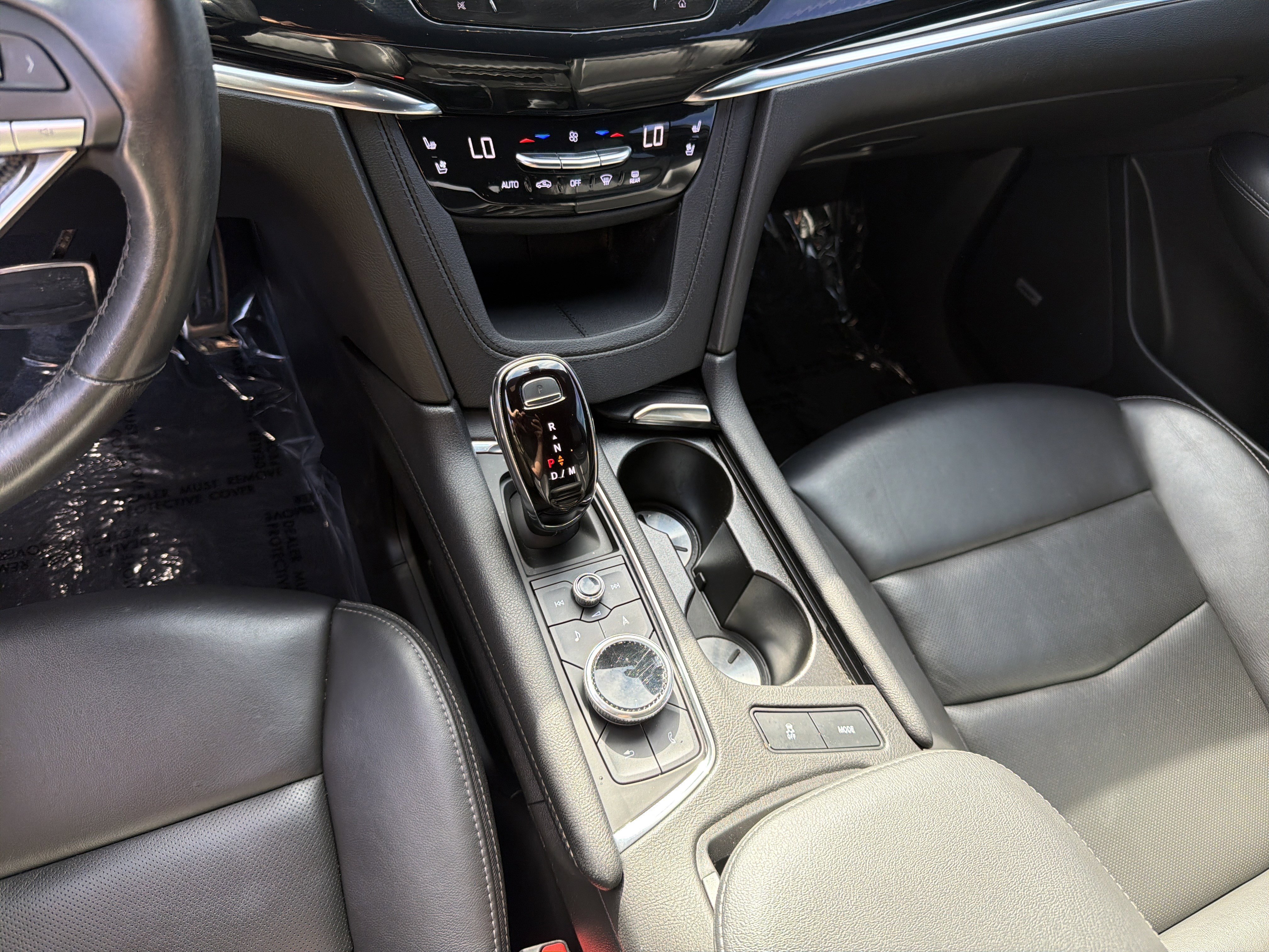 Used 2023 Cadillac XT6 Sport image 35