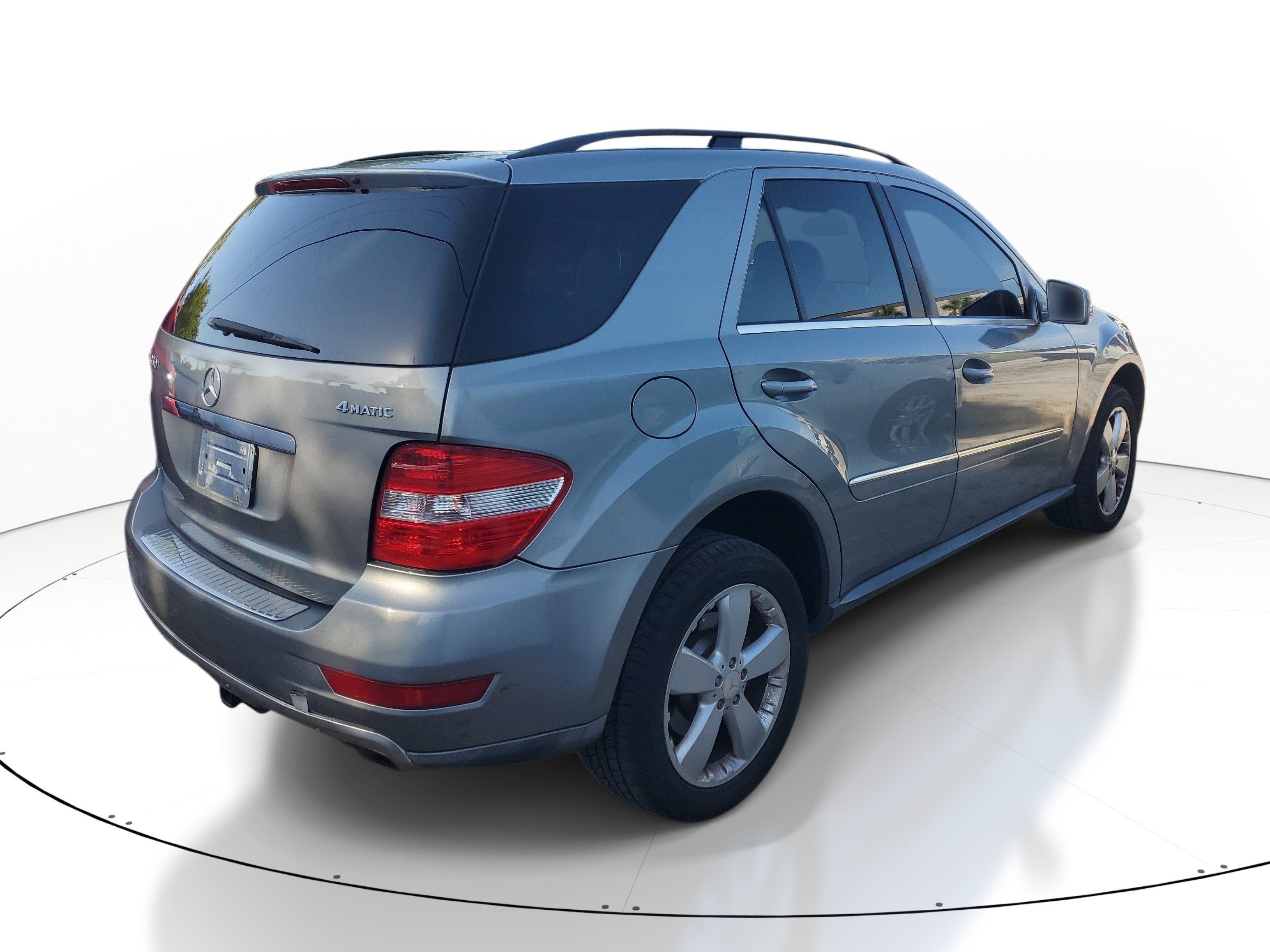 Used 2011 Mercedes-Benz ML 350 4MATIC image 9
