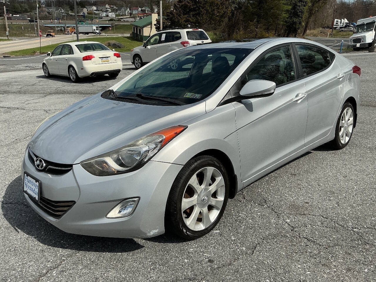 Used 2012 Hyundai Elantra Limited FWD image 2