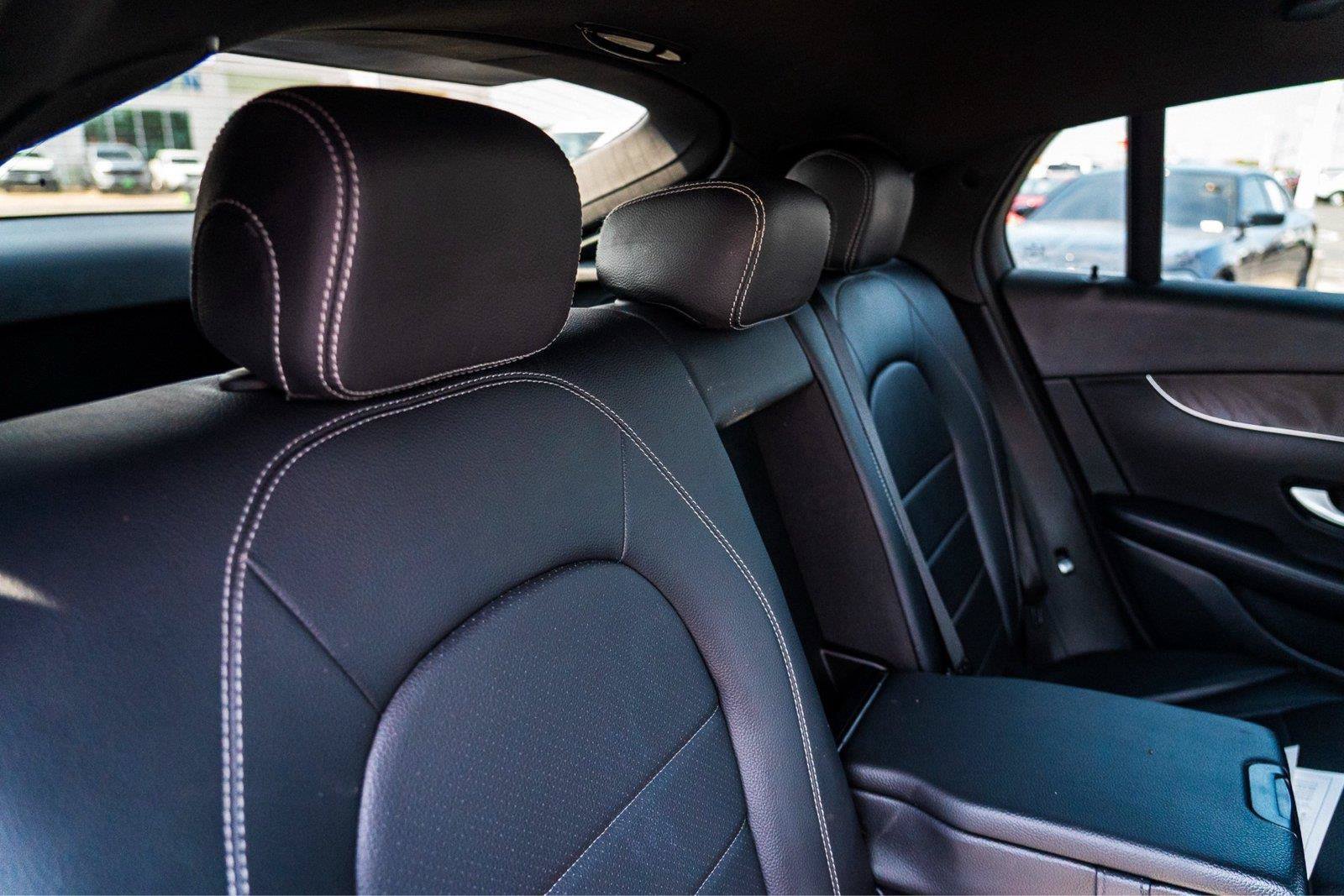 Used 2018 Mercedes-Benz GLC 300 4MATIC Coupe image 25
