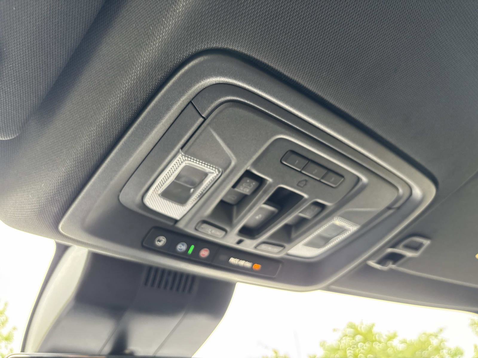 Used 2025 GMC Sierra 2500 AT4 w/ AT4 Premium Plus Package image 27