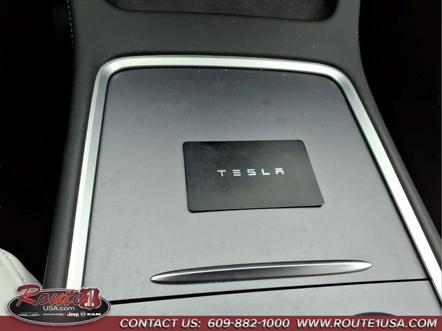 Used 2022 Tesla Model Y Long Range AWD/4WD image 28