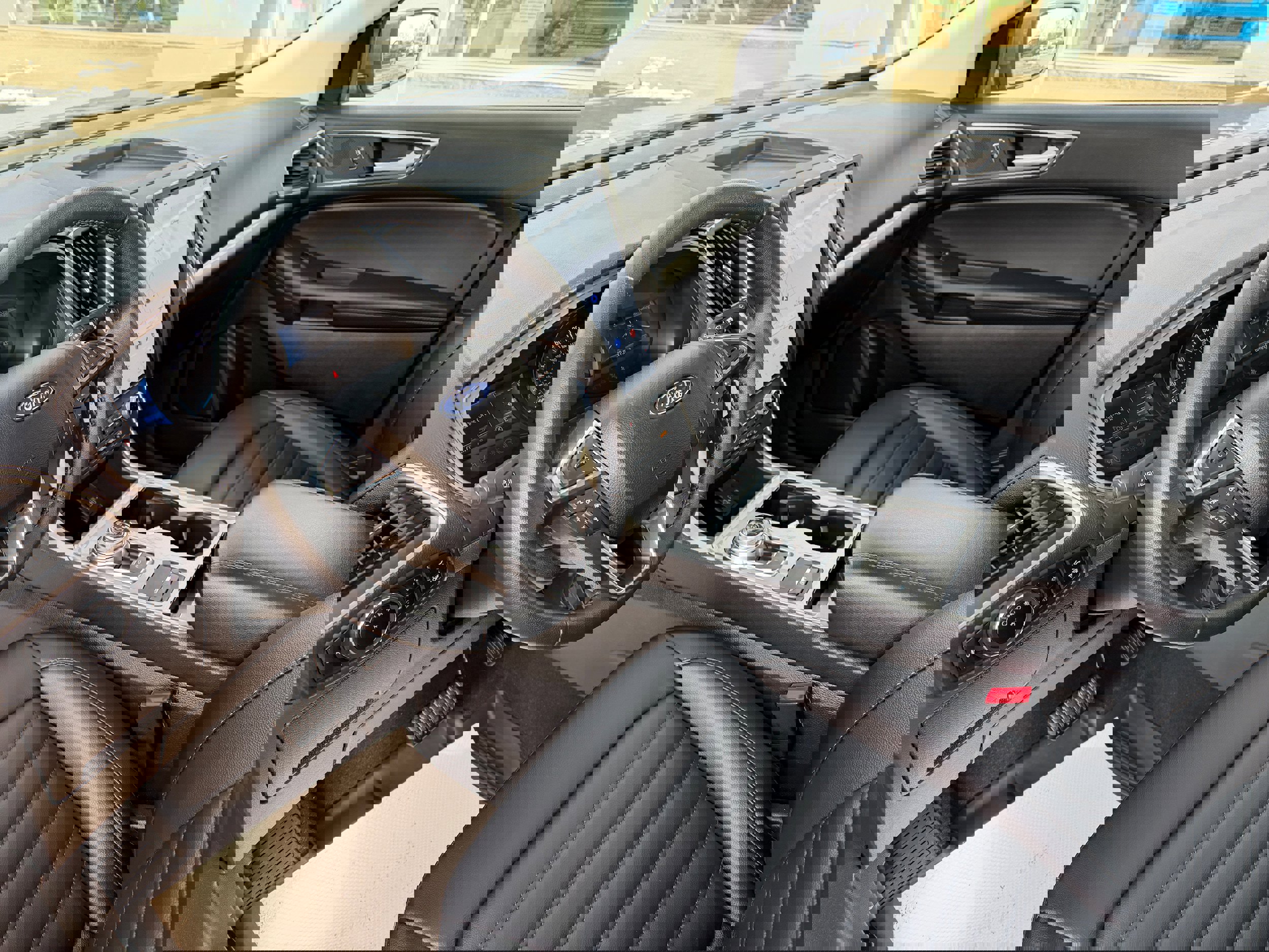 Certified 2024 Ford Edge SEL w/ Convenience Package image 14