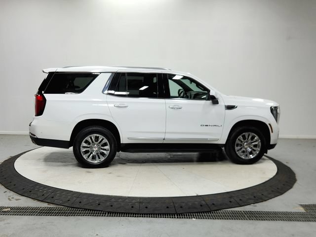 Used 2025 GMC Yukon Denali RWD image 9