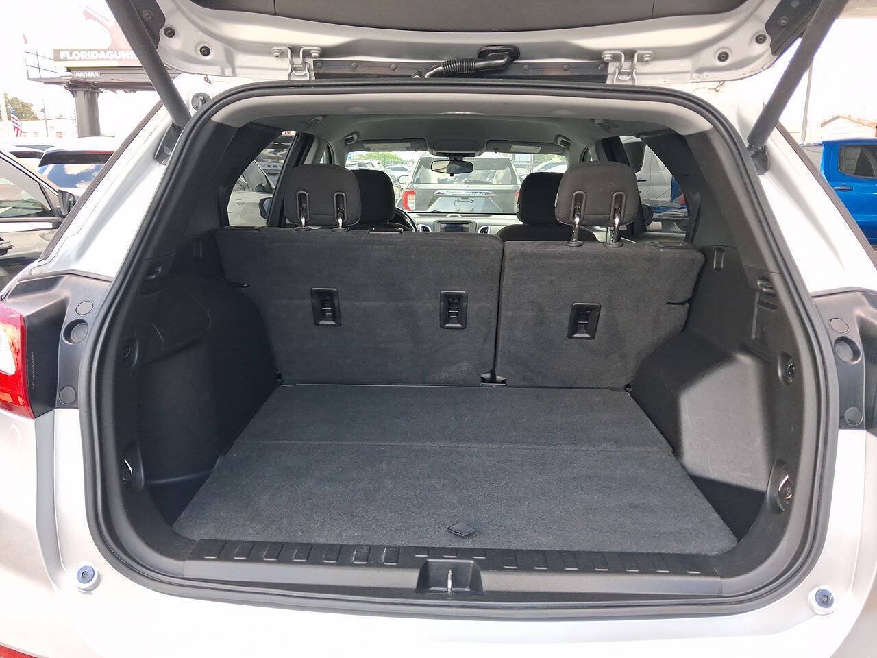 Used 2019 Chevrolet Equinox LT FWD image 14