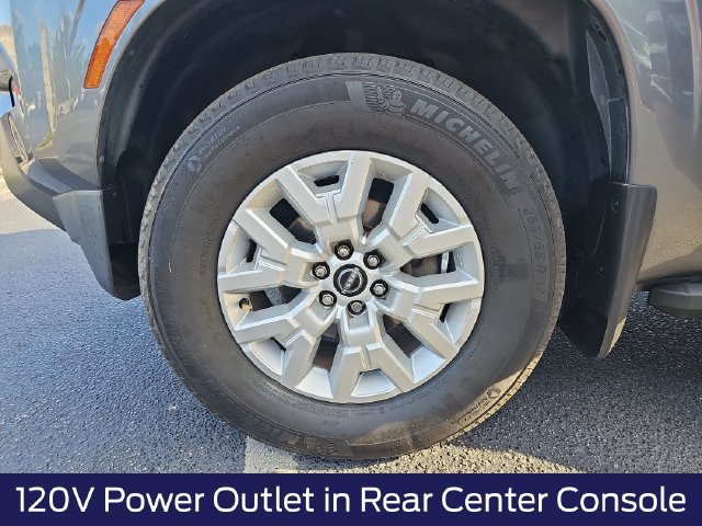 Used 2022 Nissan Frontier SV w/ SV Premium Package AWD/4WD image 35