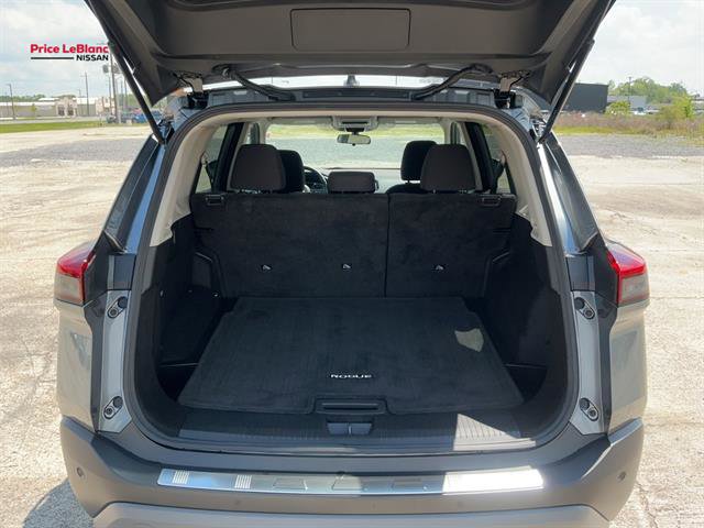 Used 2023 Nissan Rogue S image 37