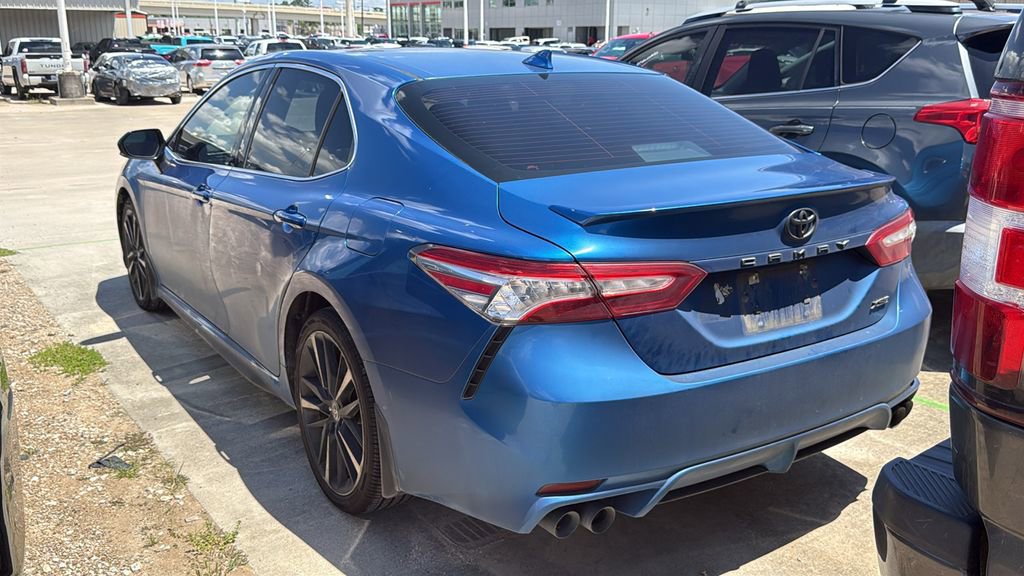 Used 2020 Toyota Camry XSE FWD image 4