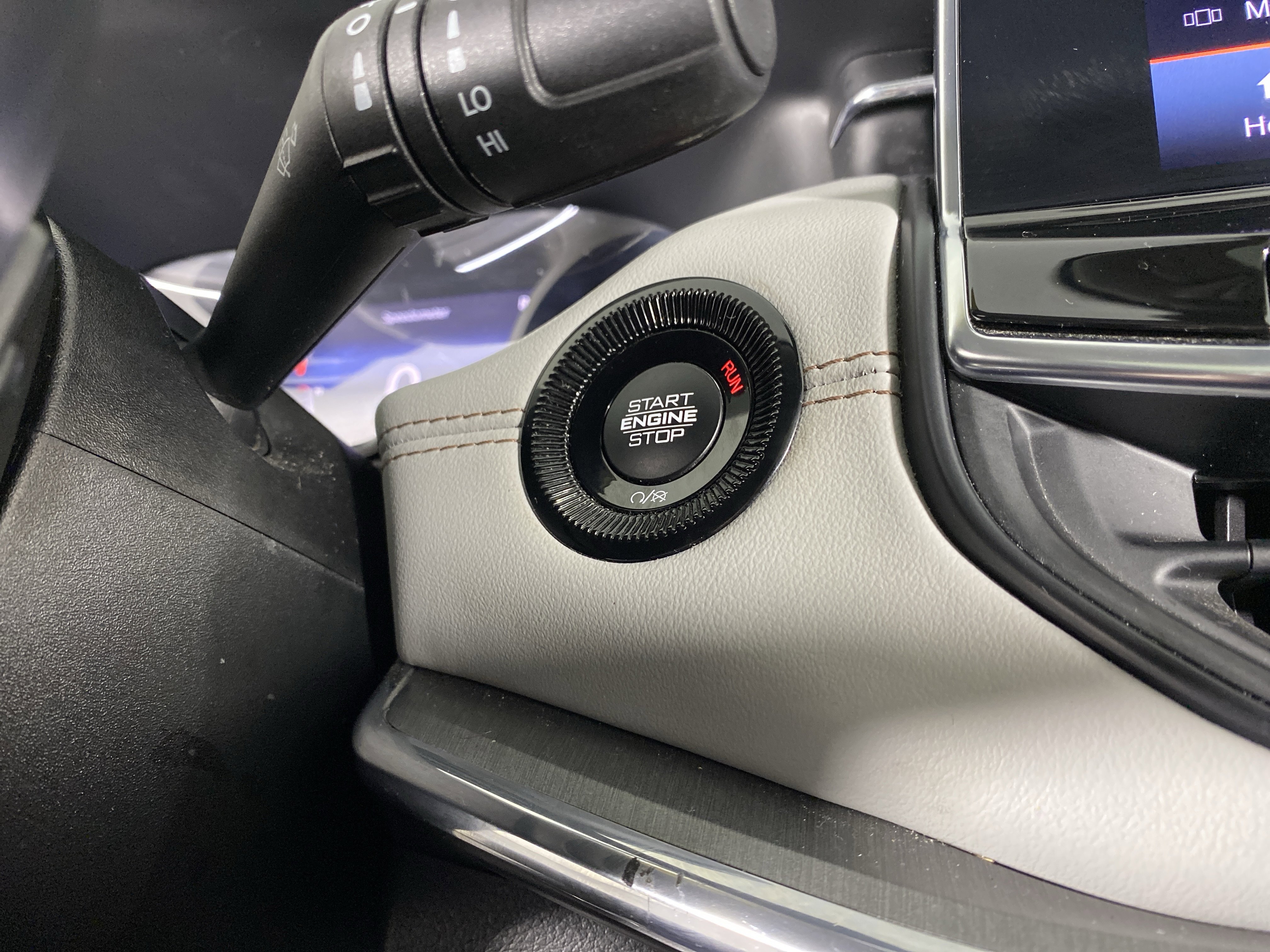 Used 2022 Jeep Compass Limited w/ Sun and Sound Group image 27