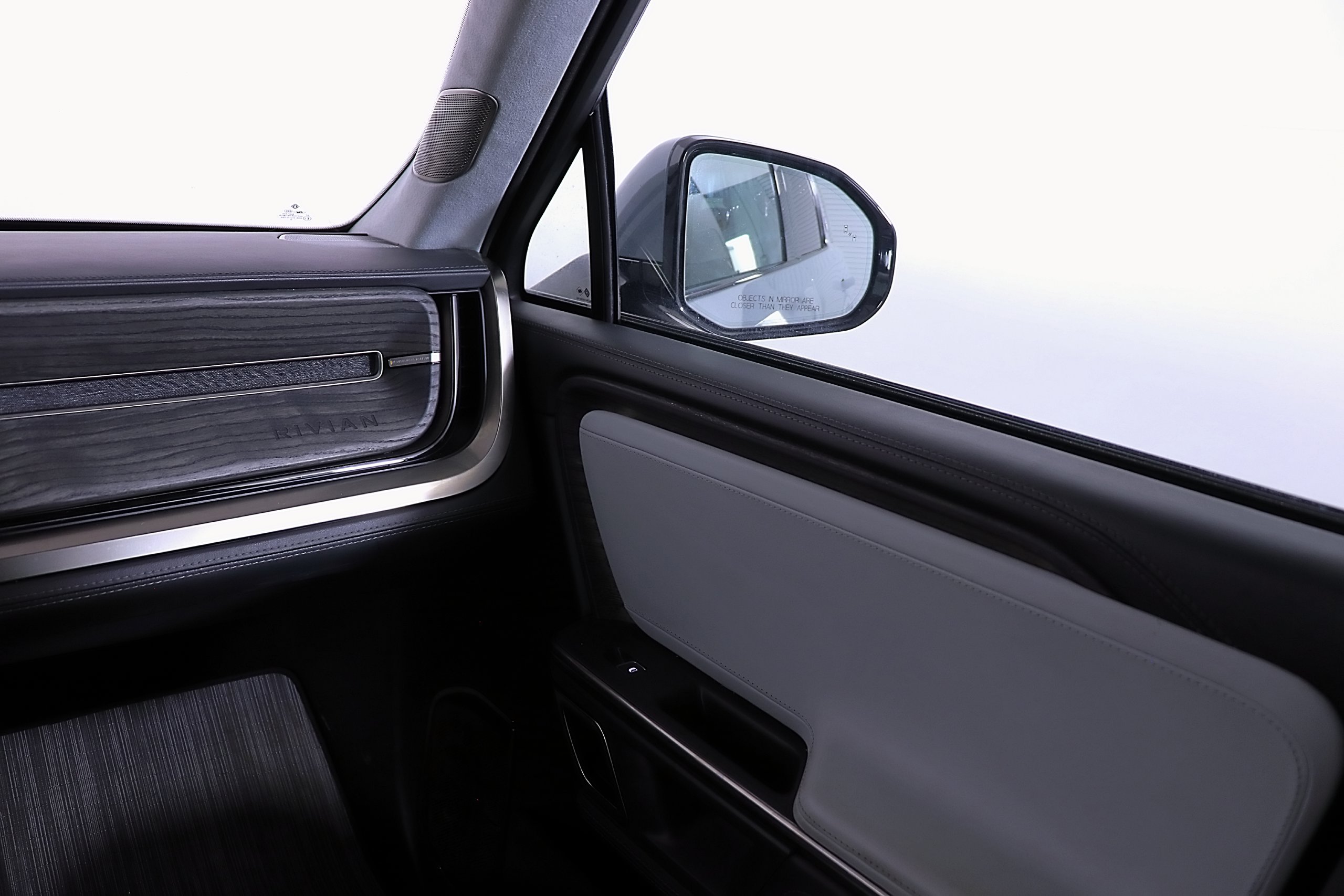 Used 2023 Rivian R1S Adventure Quad AWD/4WD image 15