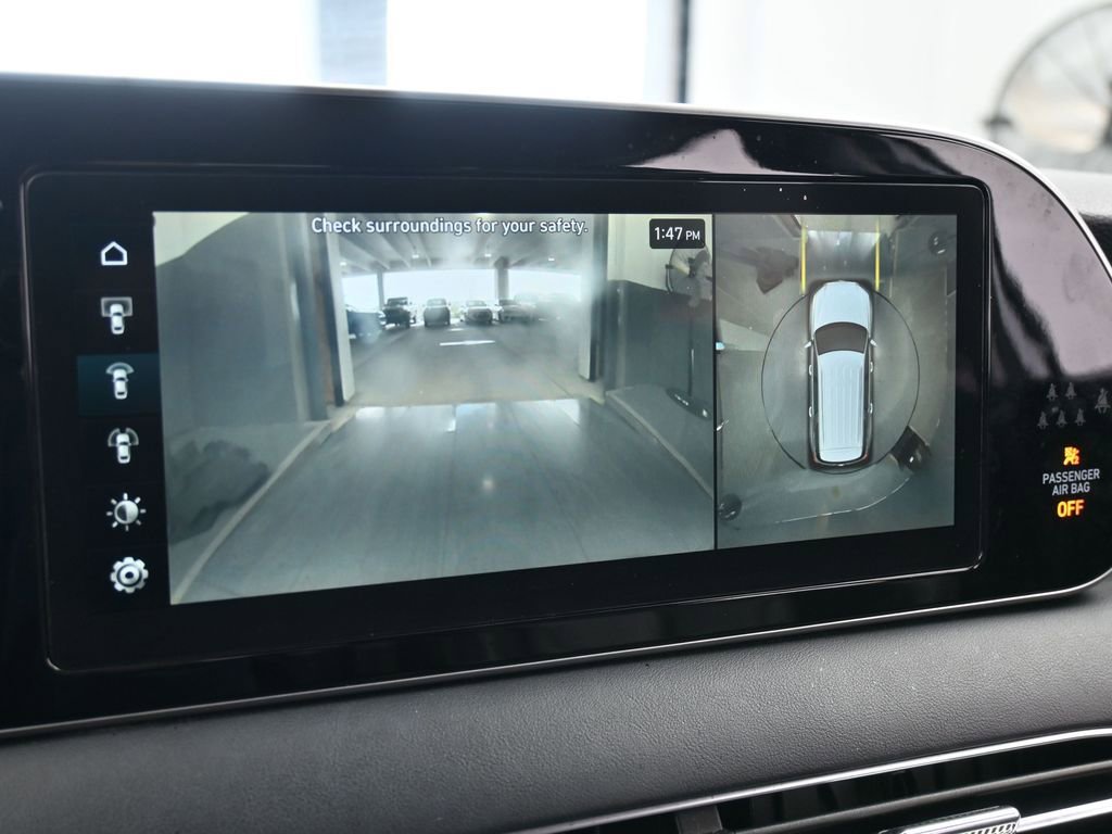 Used 2021 Hyundai Palisade Limited w/ Winter Package image 27