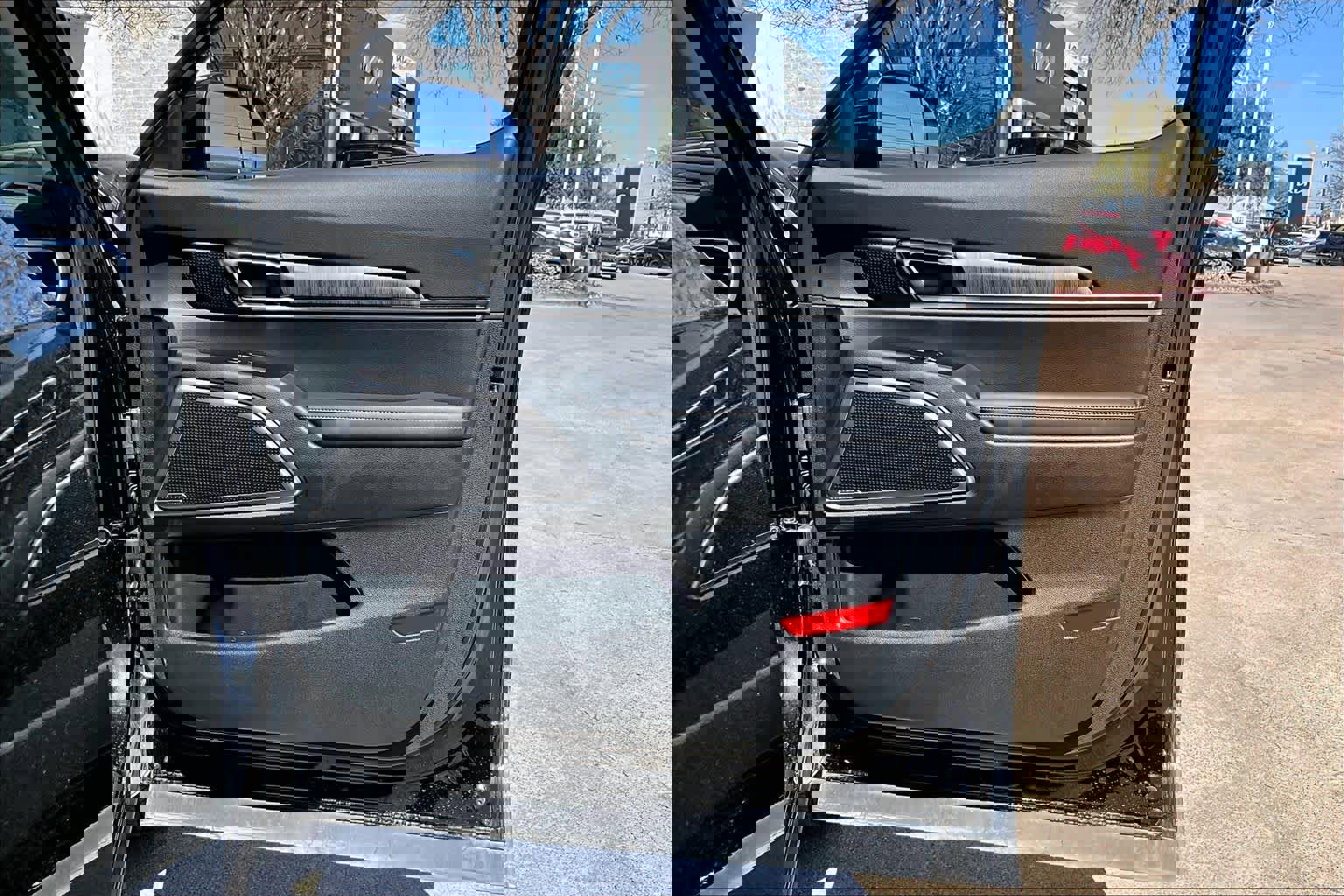 Used 2024 Kia Telluride EX w/ EX Captain's Chair Package image 22