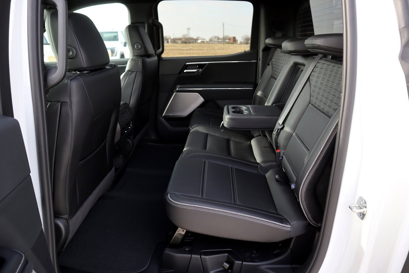 New 2025 GMC Sierra EV Denali AWD/4WD image 7