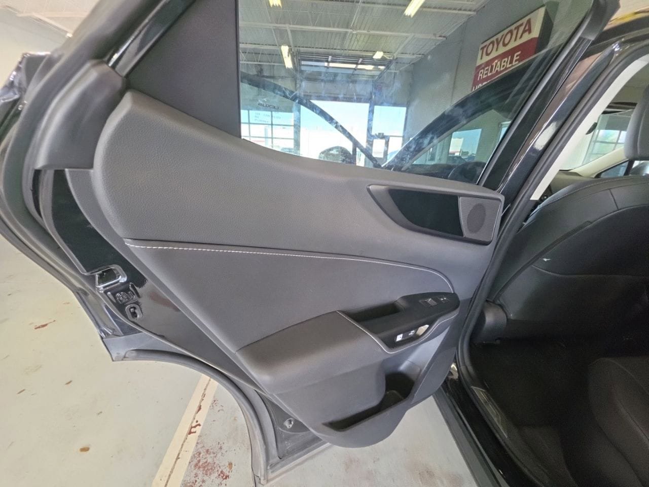 Used 2024 Lexus NX 350h AWD image 11