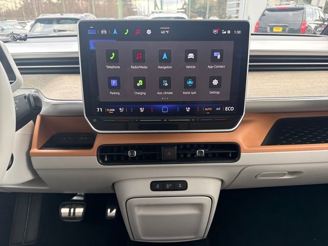 New 2025 Volkswagen ID. Buzz Pro S Plus image 24