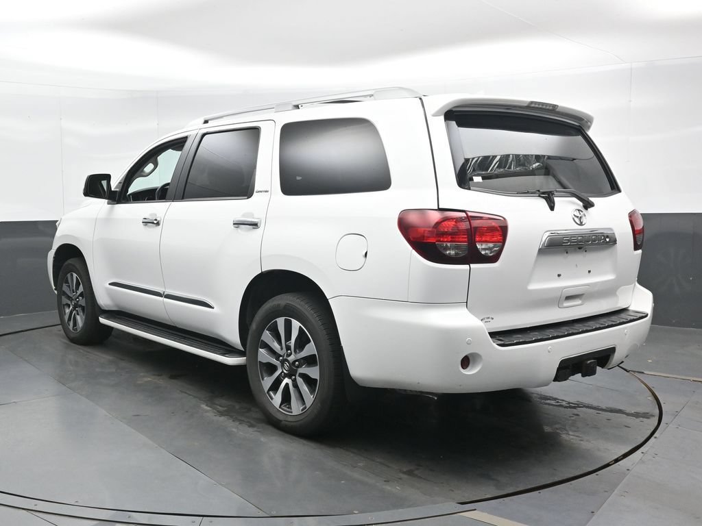 Used 2018 Toyota Sequoia Limited w/ Safety & Convenience Package AWD/4WD image 8