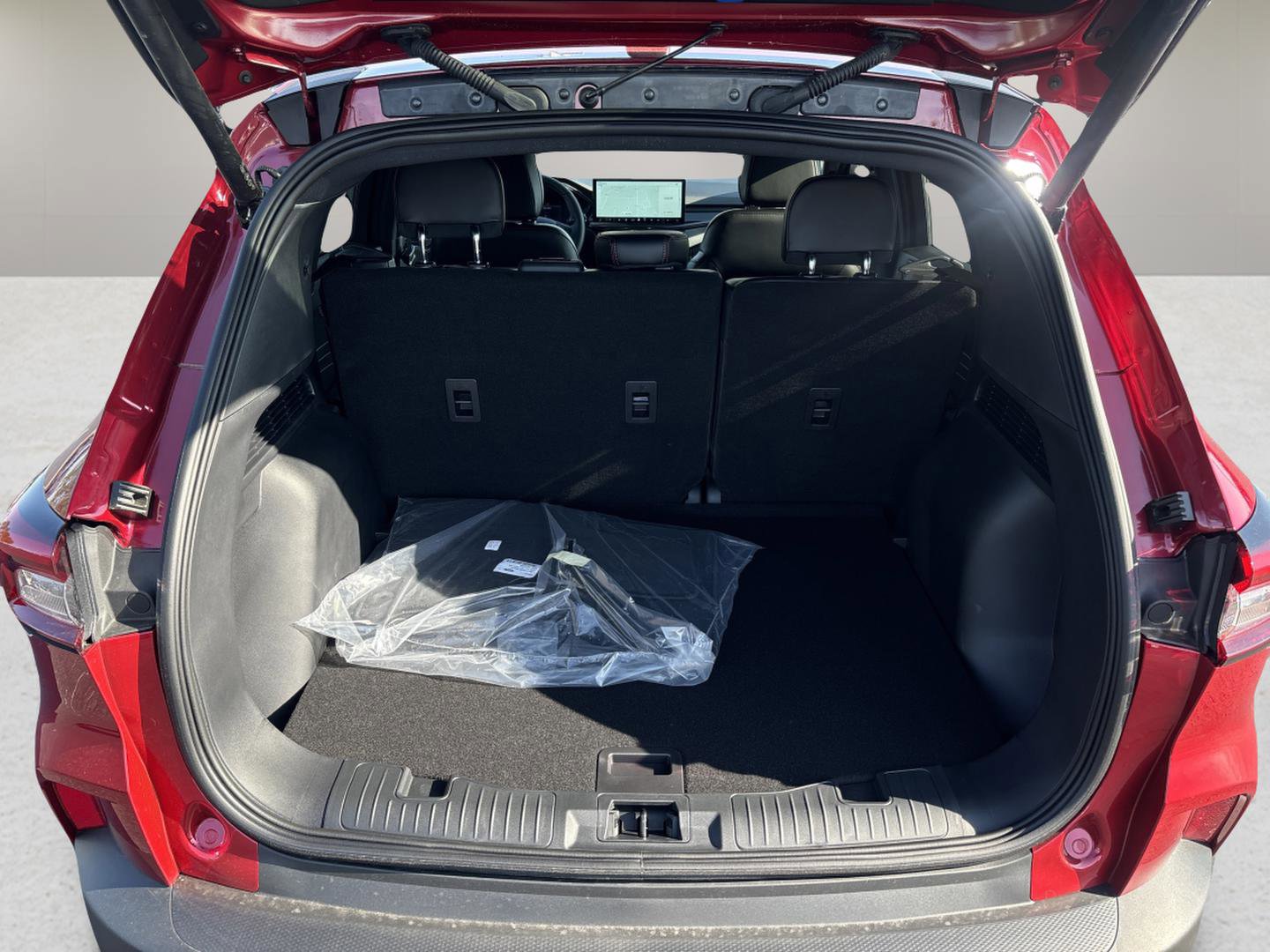 New 2026 Ford Escape ST-Line Select w/ Tech Pack #1 AWD/4WD image 26