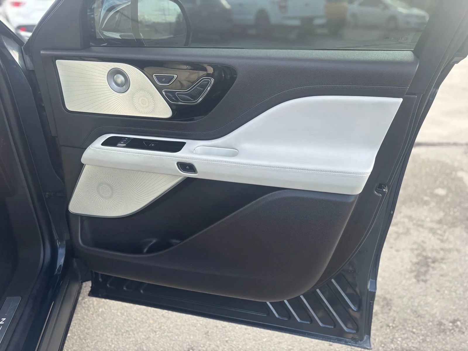 Used 2020 Lincoln Aviator Black Label image 26