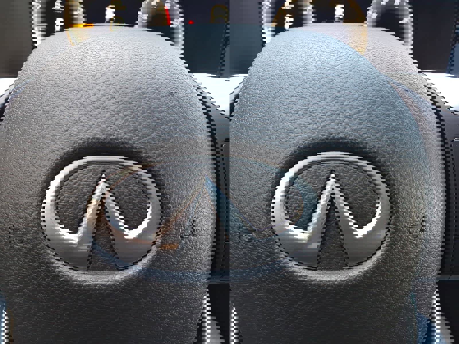 Certified 2025 INFINITI QX60 Luxe image 11