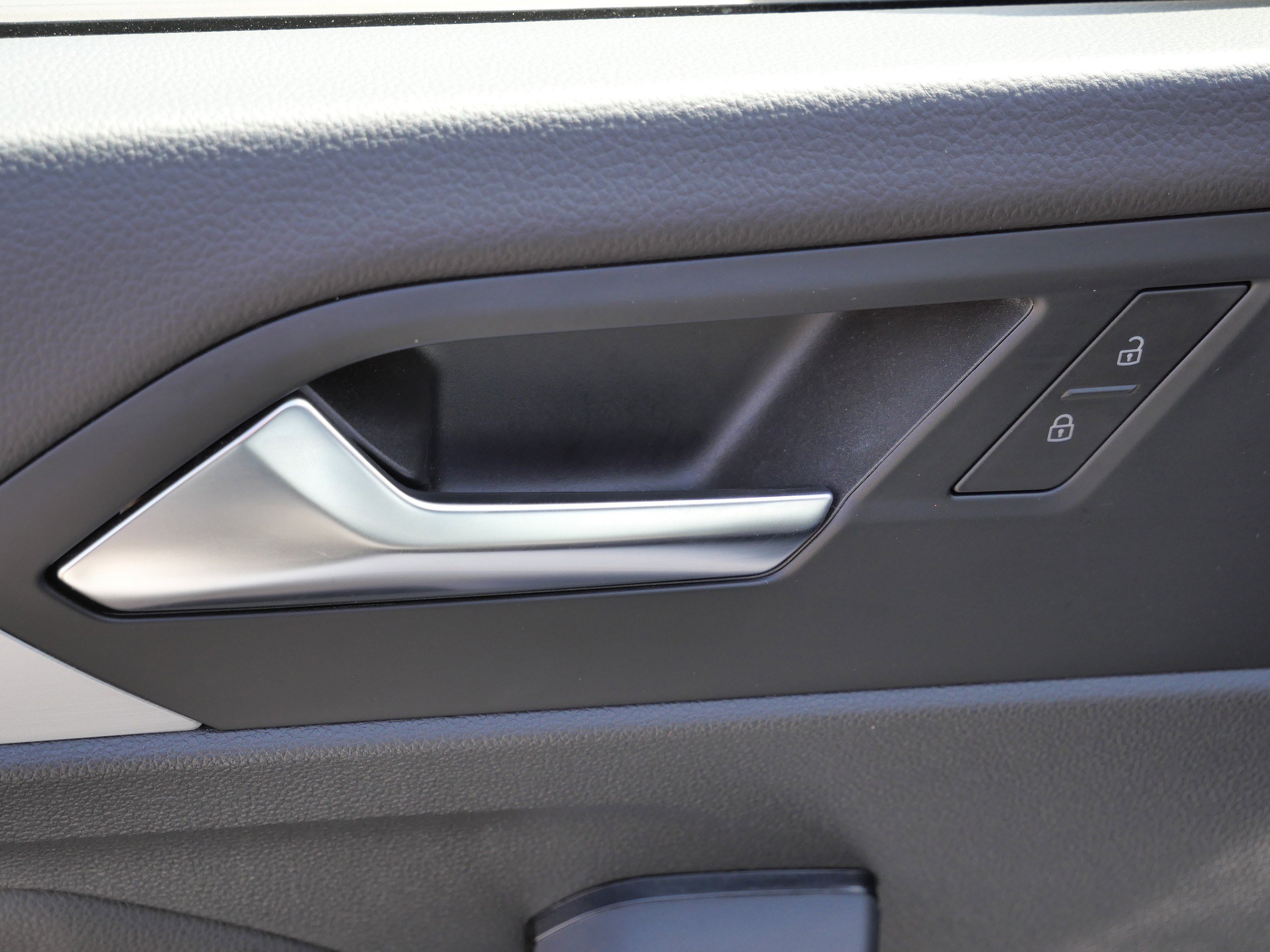 Certified 2025 Volkswagen Jetta Sport image 20