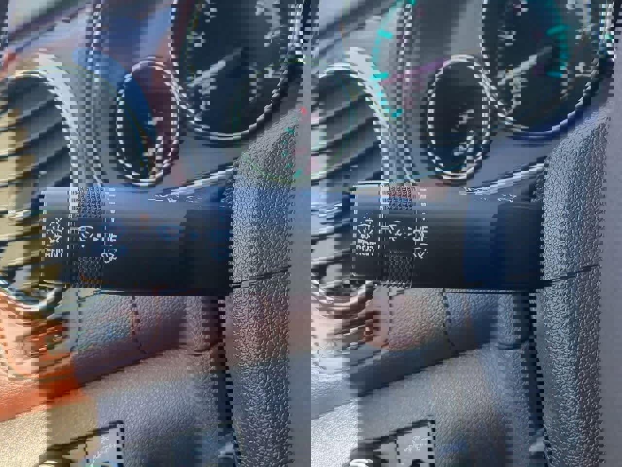 Used 2014 Buick Enclave Premium w/ Trailering Provision Package image 27