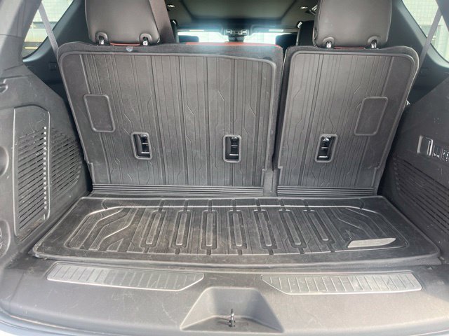 Used 2024 GMC Yukon Denali Ultimate AWD/4WD image 18