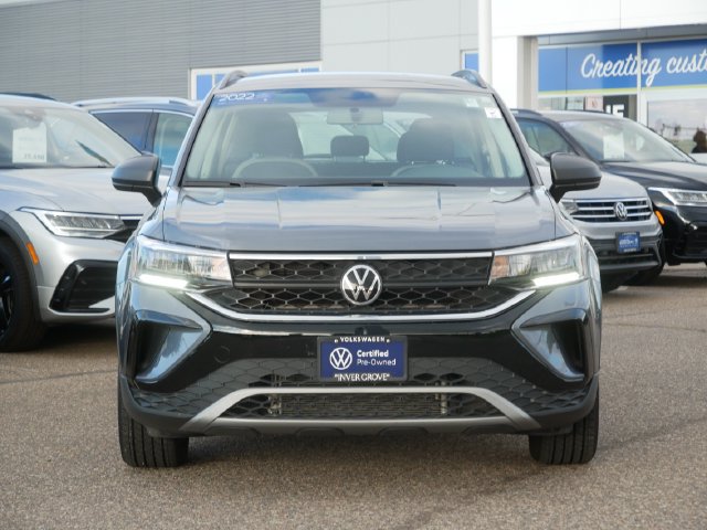 Certified 2022 Volkswagen Taos S AWD/4WD image 2