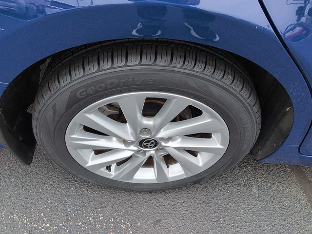 Used 2023 Toyota Camry LE FWD image 9