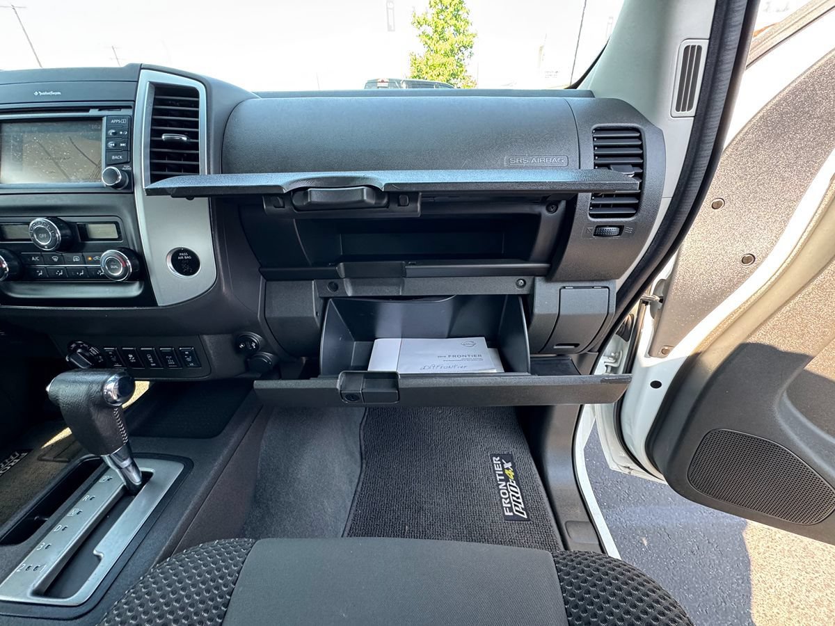 Used 2019 Nissan Frontier PRO-4X AWD/4WD image 27