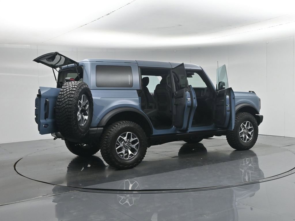 Used 2025 Ford Bronco Badlands AWD/4WD image 6