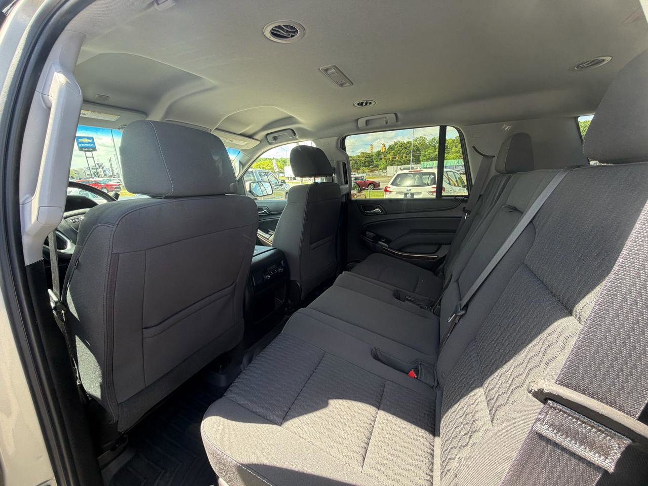 Used 2017 GMC Yukon SLE w/ SLE Value Package image 28