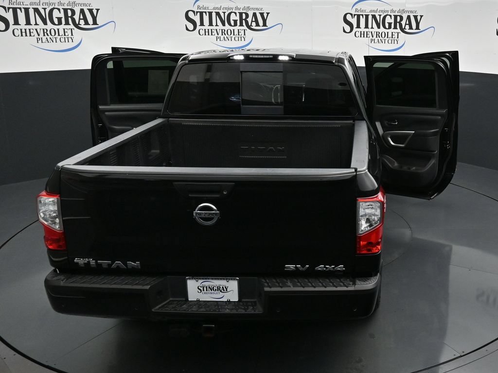 Used 2021 Nissan Titan SV w/ SV Convenience Package AWD/4WD image 35
