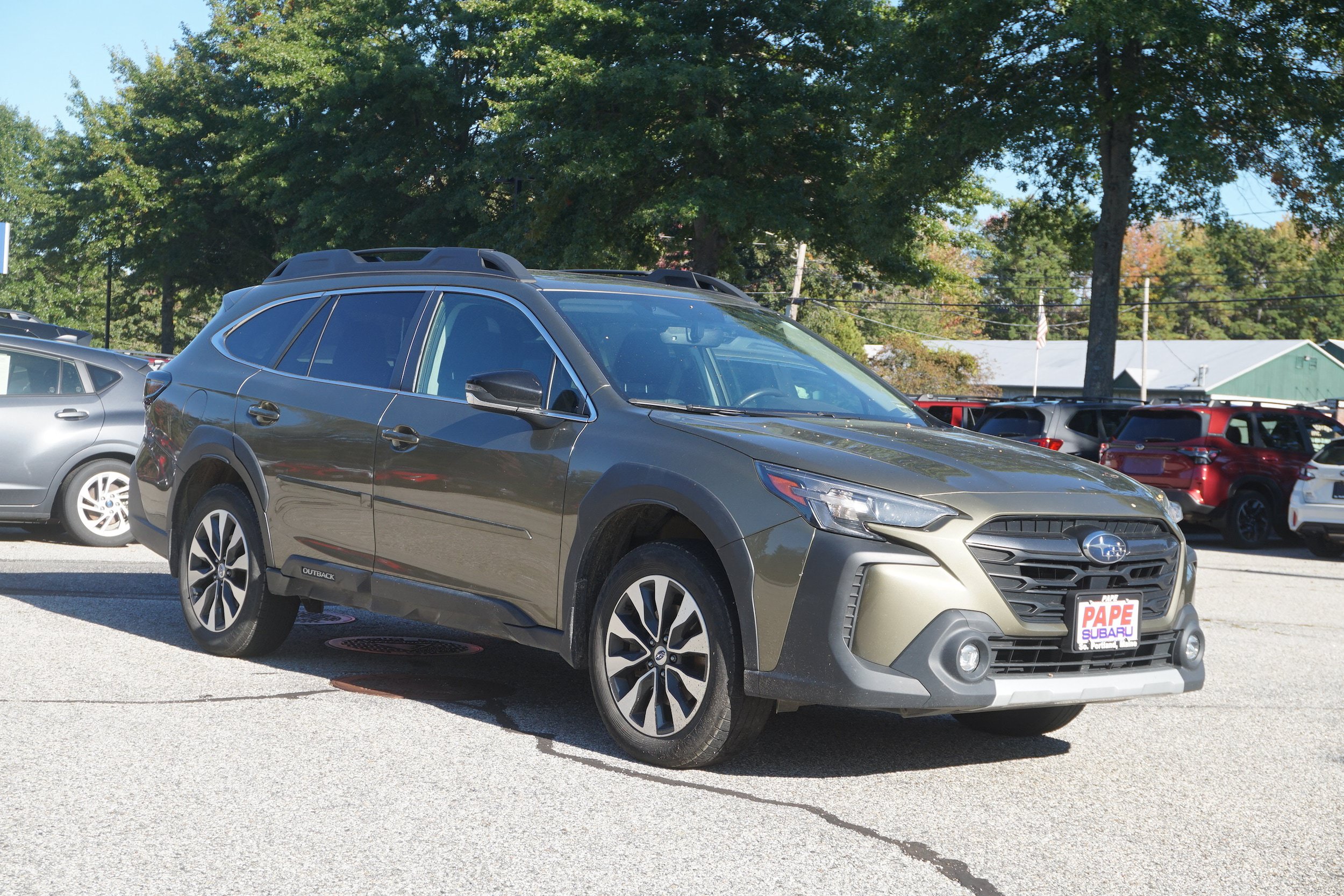 Used 2024 Subaru Outback Limited AWD/4WD image 3