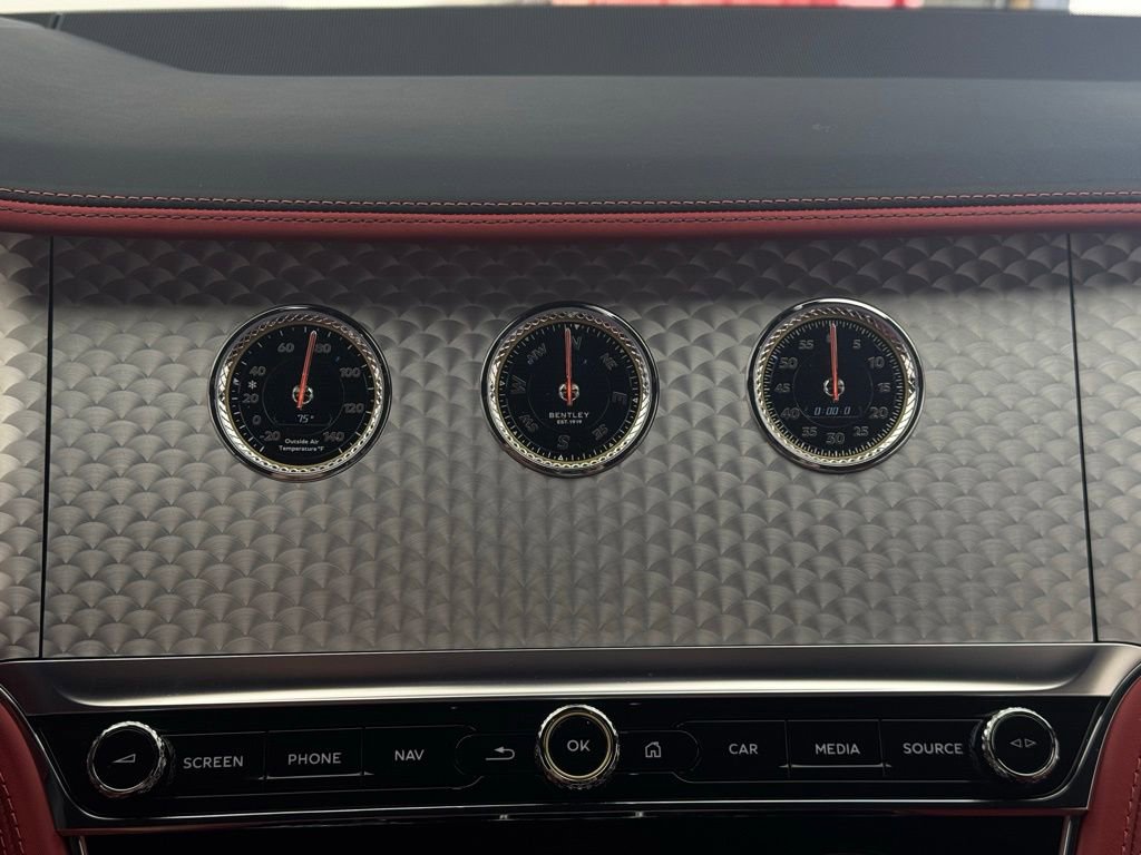 Used 2023 Bentley Continental GT Azure image 36