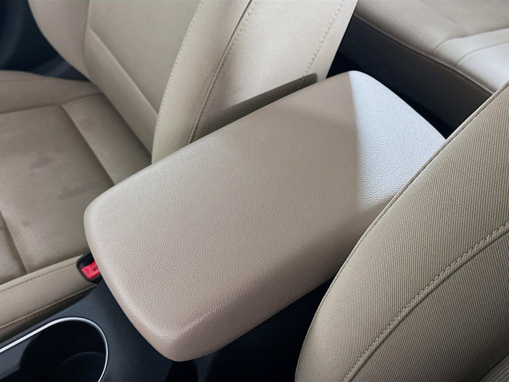 Used 2018 Hyundai Elantra SE w/ Winter Weather Package image 18