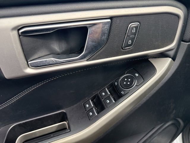 Used 2020 Ford Explorer XLT w/ Equipment Group 202A image 20