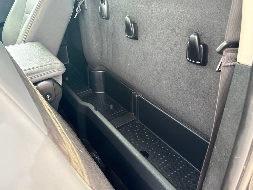 Used 2018 RAM 5500 Tradesman w/ Power & Remote Entry Group RWD image 17