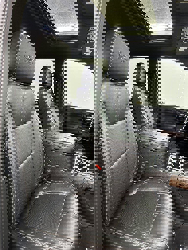 Used 2023 Chevrolet Silverado 3500 High Country image 49